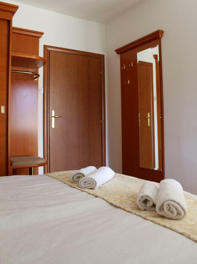 Rooms Nadia3 บัชกา ภายนอก รูปภาพ